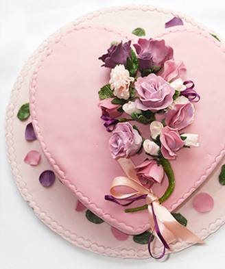 Heart Cake - Loughborough Cake Makers